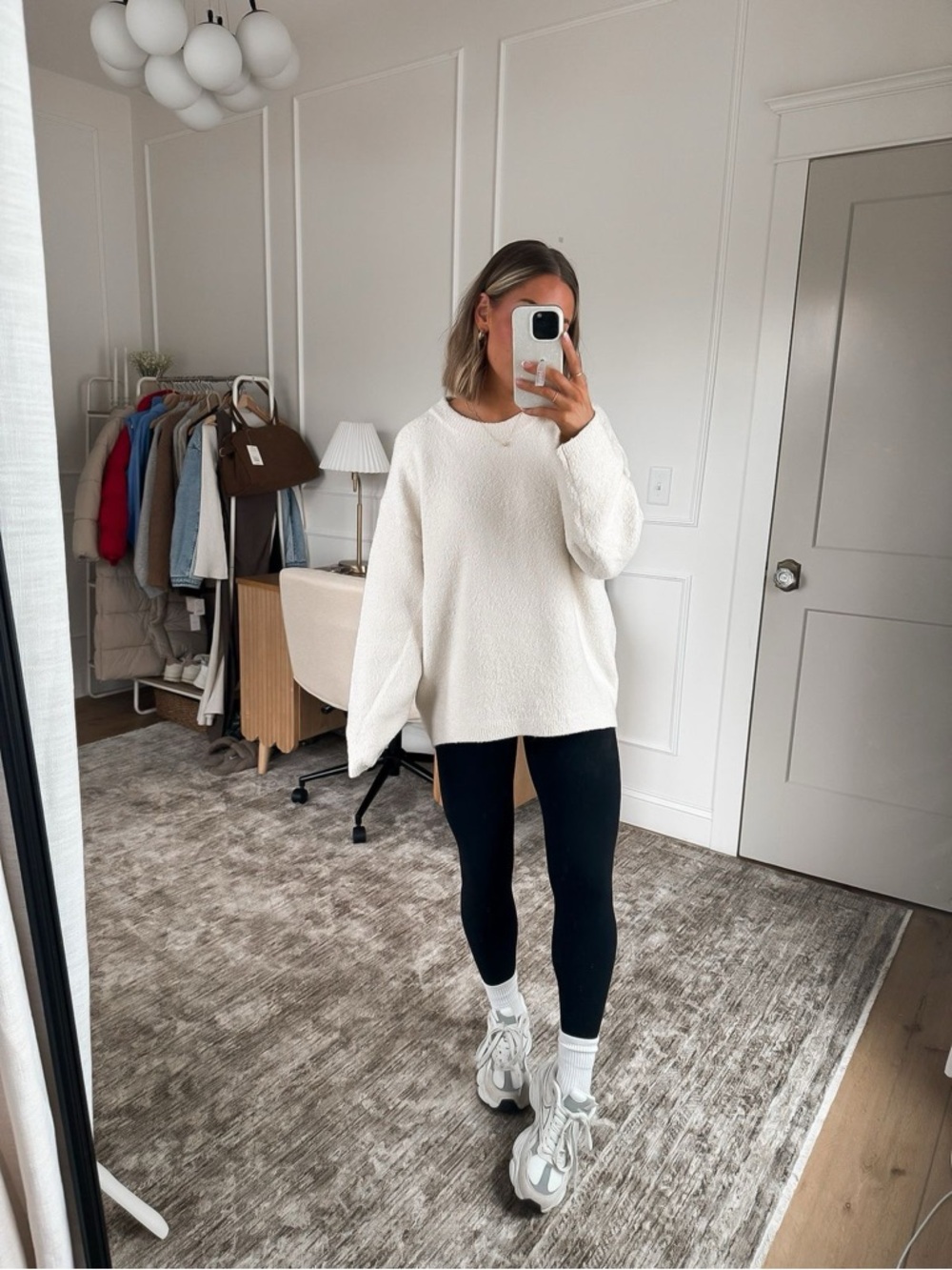 Sherwin Williams Crew Neck XL oversized White 🤍